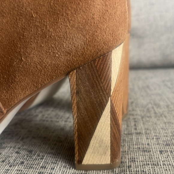 Matisse Geo Tan Suede Booties Size 6M - Picture 6 of 10